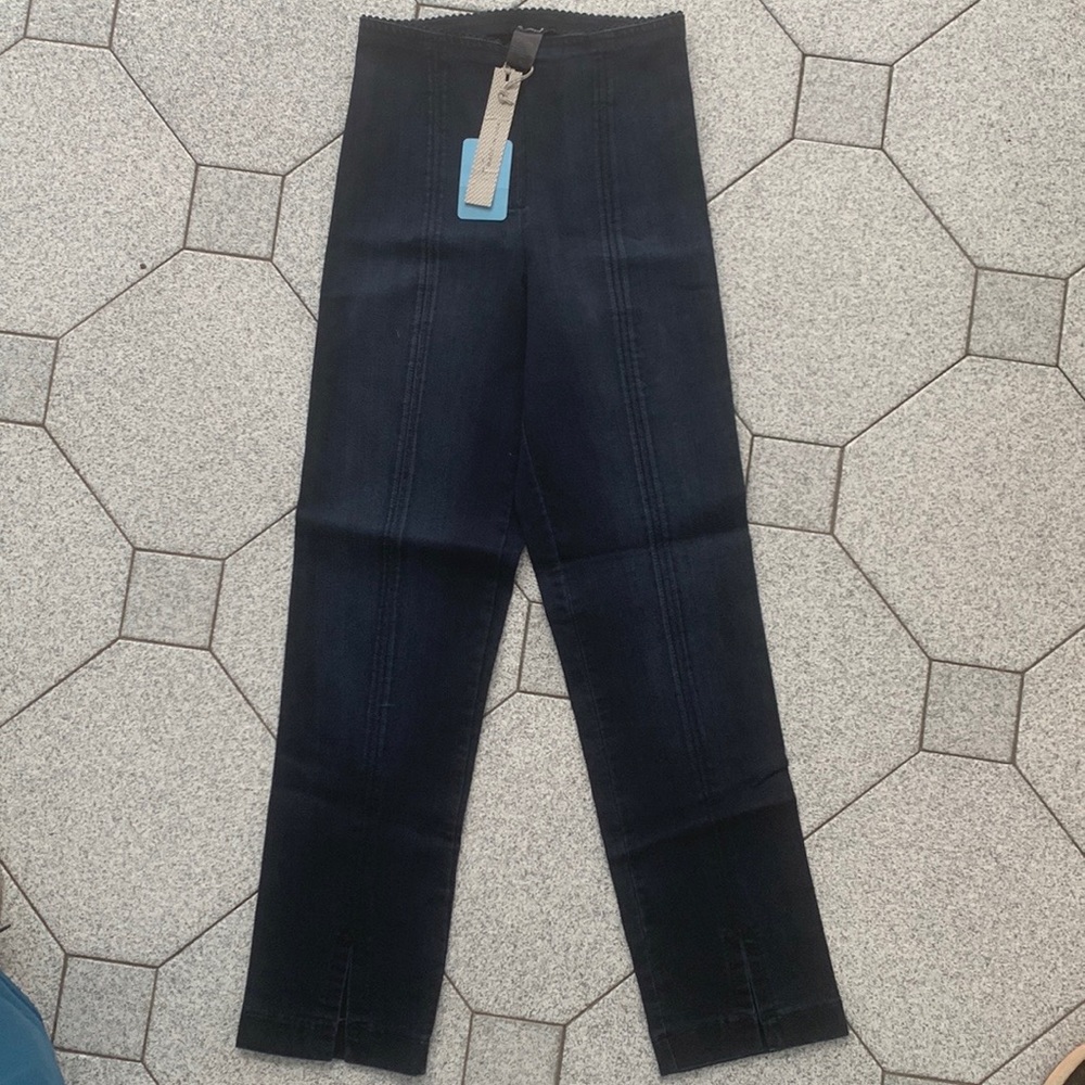 Mesmerize stretch jeans! Brand new with tags! Light weight denim!